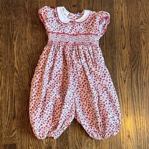 Lulu Bebe SMOCKED WAIST RED/GREEN
FLORAL COLLARED BUBBLE